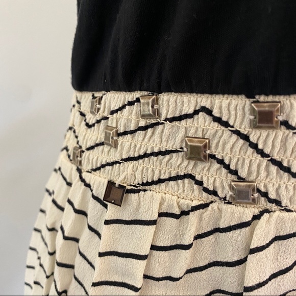 Silence + Noise Gold Waistband Studded B&W Dress - Picture 5 of 8